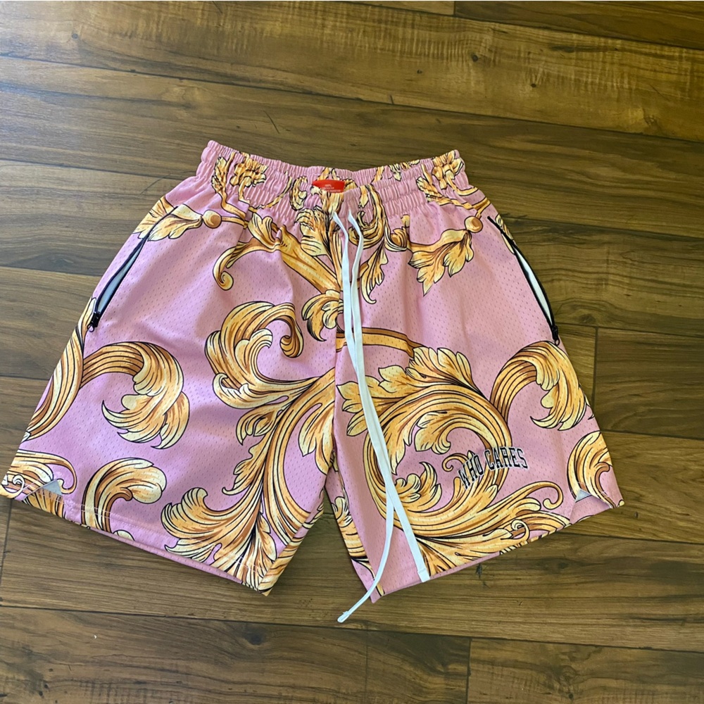 Who cares “Baroque” Baseball Shorts 7” Sz L Men’s